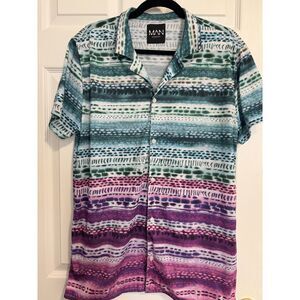 Button Up Tee Size L